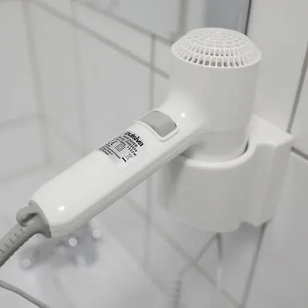 Komplett Ausgestattetes Mit Einzelbetten - Kueche, Wlan Inklusive * Offenbach am Main